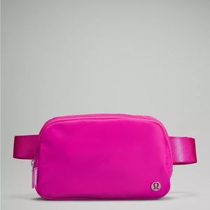 lululemon belt bag